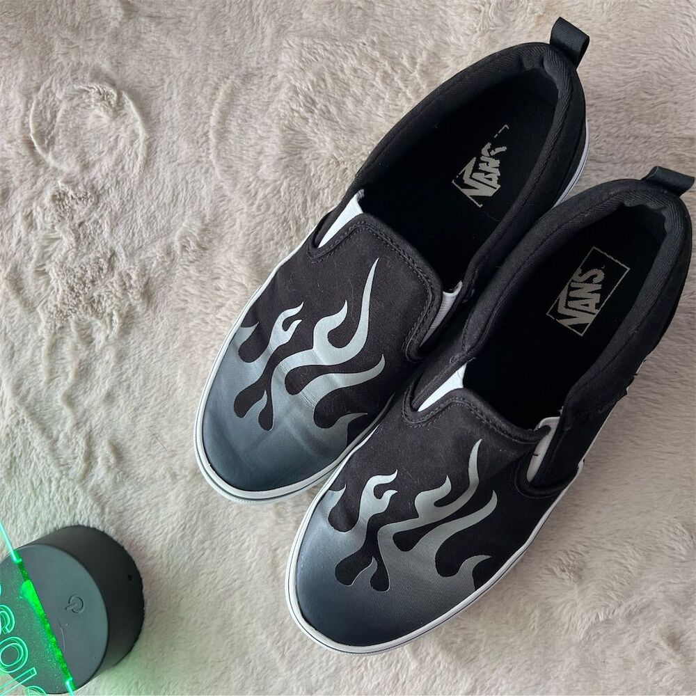 VANS Asher Deluxe Men's Black Faded Flame Slip-On Skate Sneakers Size 7 …